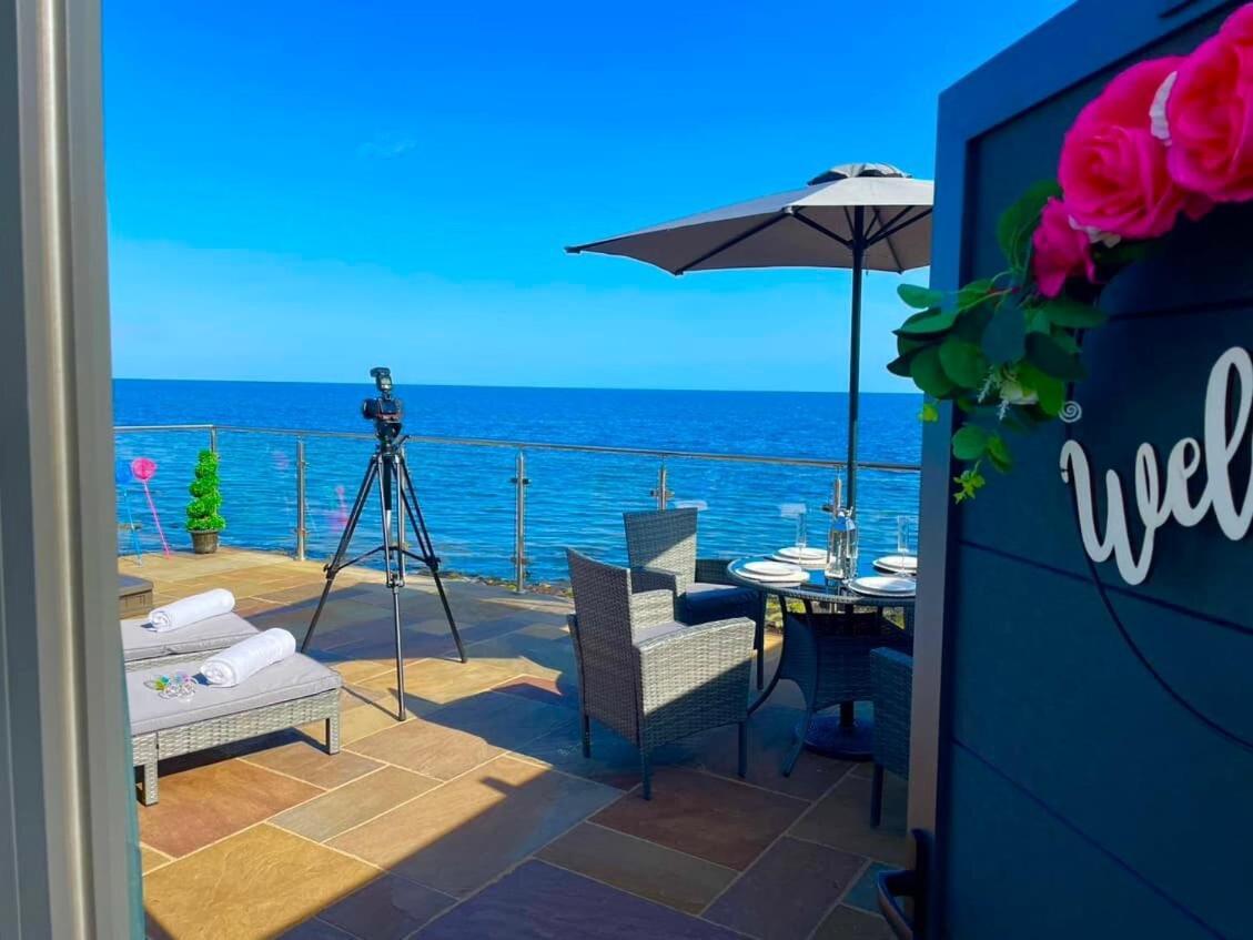 Pod 1, Sinclair Bay Holiday home *